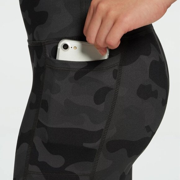 NWT DSG Girls' High Rise Printed 7/8 Tights in Camo Pure Black - Size XXS - Picture 3 of 9